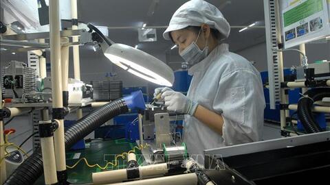 11 tháng, thu hút vốn FDI tăng 14,8%