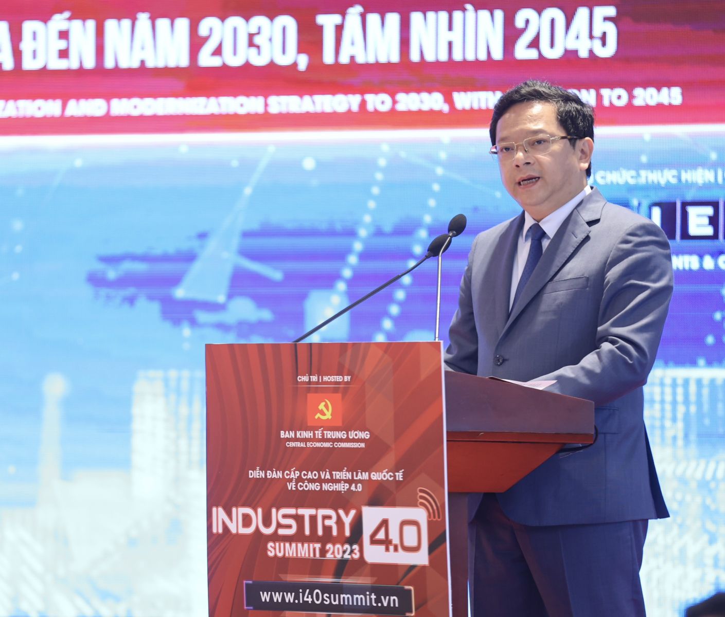 Hội thảo chuyên đề 3 của Diễn đàn cấp cao về công nghiệp 4.0 năm 2023: "Xu hướng công nghệ và giải pháp phát triển ngành công nghiệp năng lượng của Việt Nam trong Chiến lược công nghiệp hóa, hiện đại hóa đến năm 2030, tầm nhìn đến năm 2045"