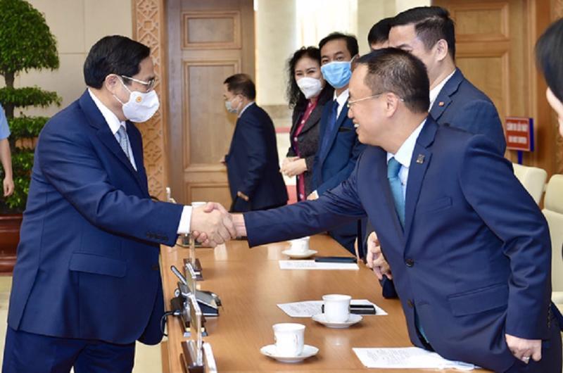 Thủ tướng Chính phủ gặp mặt các doanh nhân nhân Ngày Doanh nhân Việt Nam năm 2021.