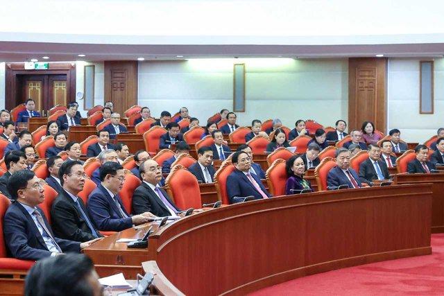 Đẩy mạnh sự nghiệp công nghiệp hoá, hiện đại hoá đất nước là một yêu cầu tất yếu khách quan - Ảnh 1. Đẩy mạnh sự nghiệp công nghiệp hoá, hiện đại hoá đất nước là một yêu cầu tất yếu khách quan - Ảnh 1.