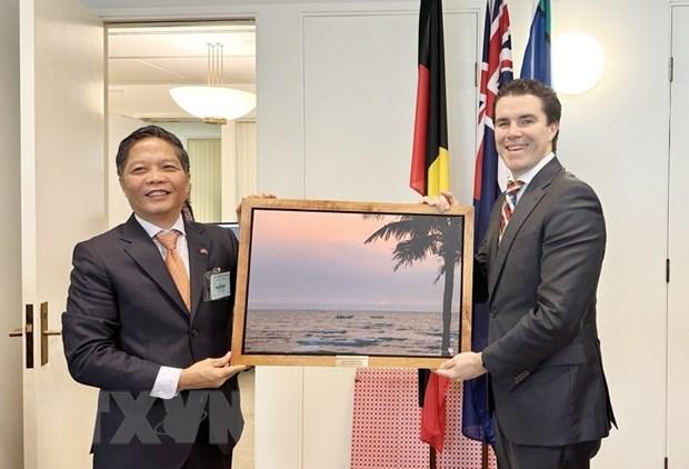 Doan Dai bieu Cap cao Dang Cong san Viet Nam lam viec tai Australia hinh anh 1