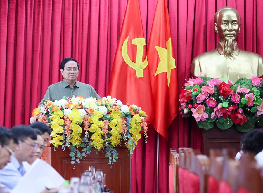 Thủ tướng đề nghị Đảng bộ, chính quyền, quân và dân tỉnh Đắk Lắk phát huy tinh thần "6 tăng cường" - Ảnh: VGP