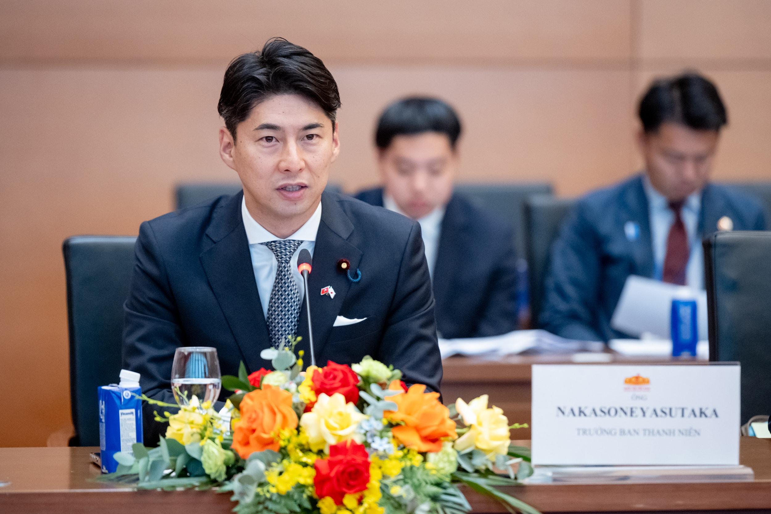 Z72_2284 - Trưởng ban Thanh niên Nakasone Yasutaka