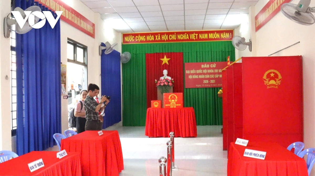 lam Dong thuc hien dong bo cong tac chuan bi bau cu dai bieu quoc hoi va hDnd hinh anh 2